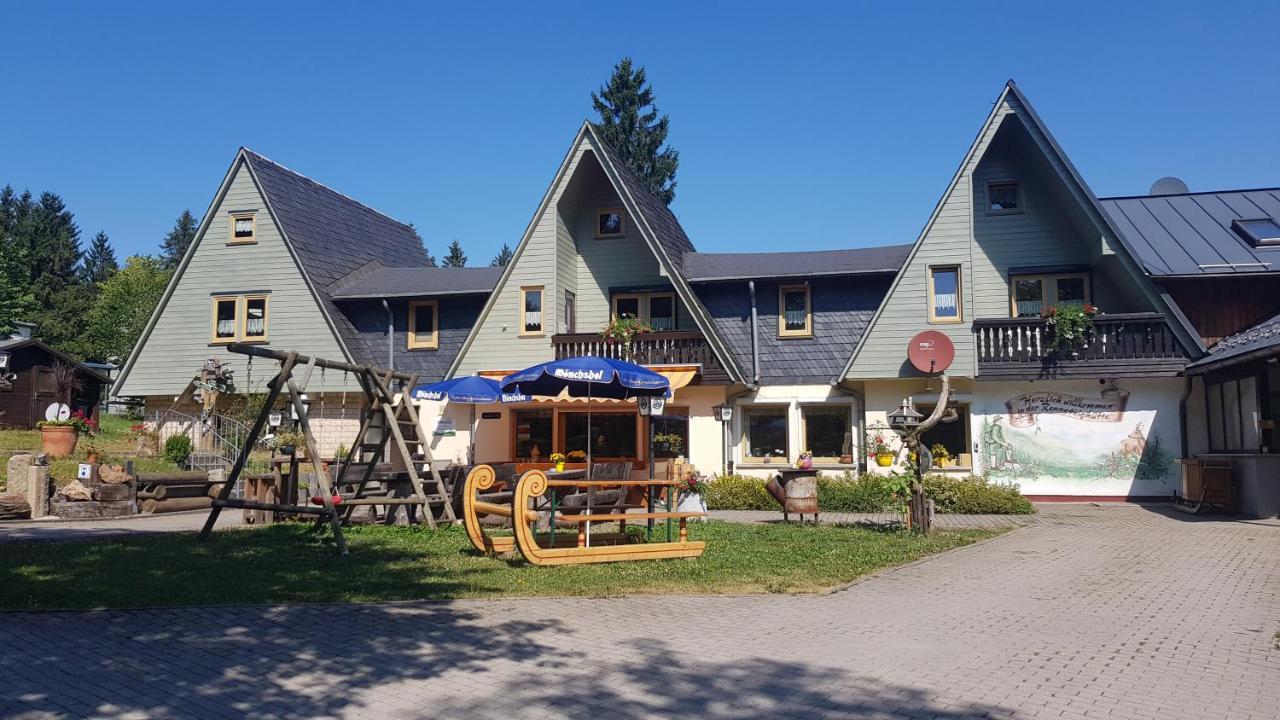 Hotel-Pension Rennsteighutte Фрауенвалд Екстериор снимка